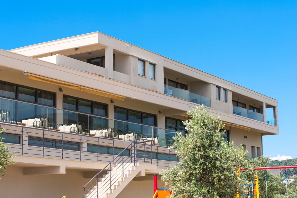 Aeolis Thassos Palace