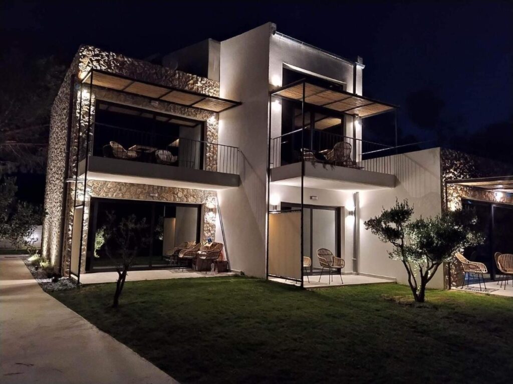 Elies Hotel