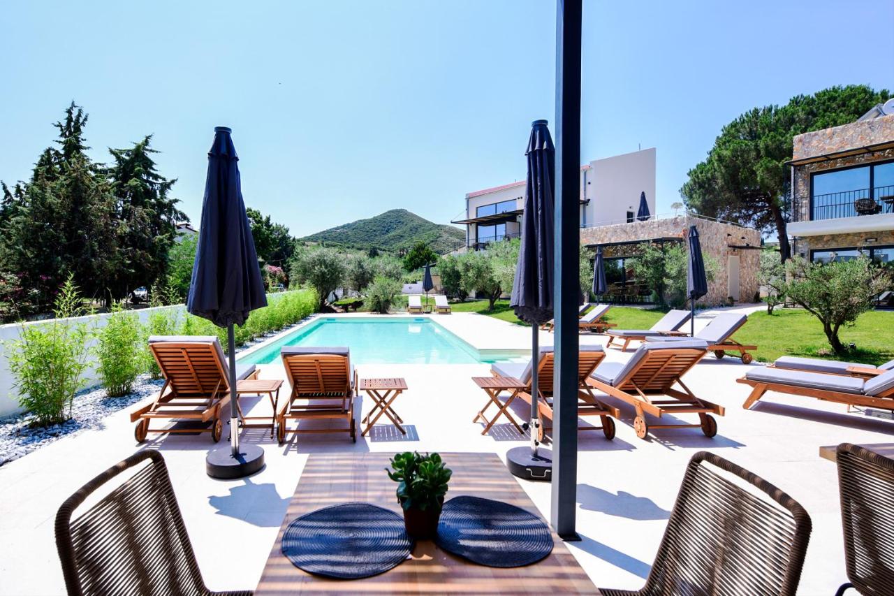 Elies Hotel